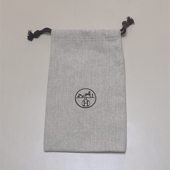 🆕 HERMES dustbag 8”x 5” - Picture 3 of 3
